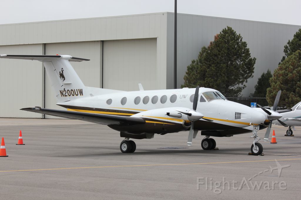 UW Board of Trustees plane